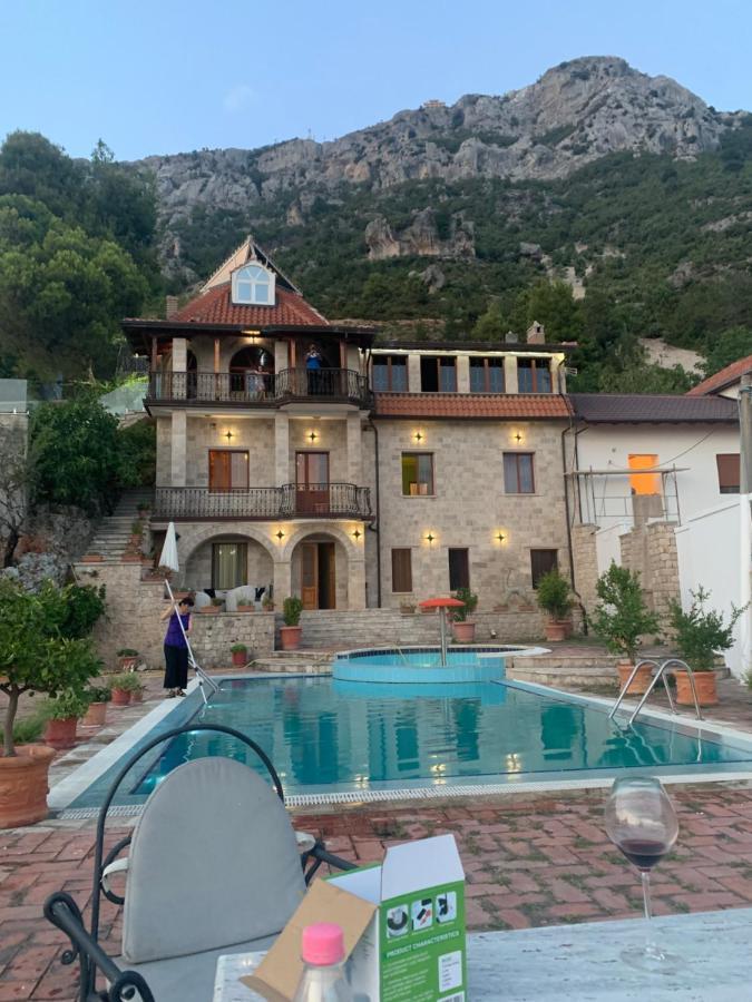 Villa Celaj “The Castle” Kruje Luaran gambar